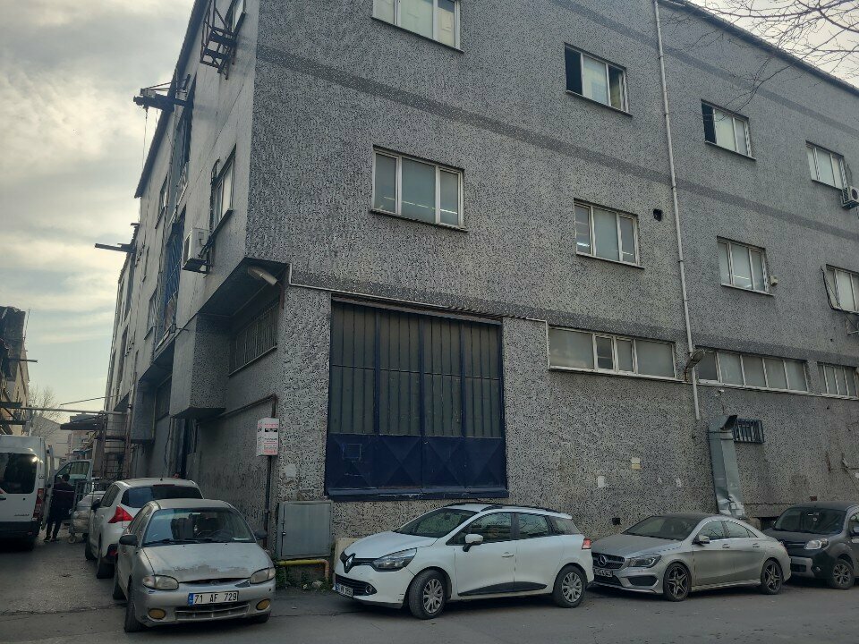 وكلاء رهان Ganyan Dealer Emintas Industrial Site ، اسطنبول، صورة