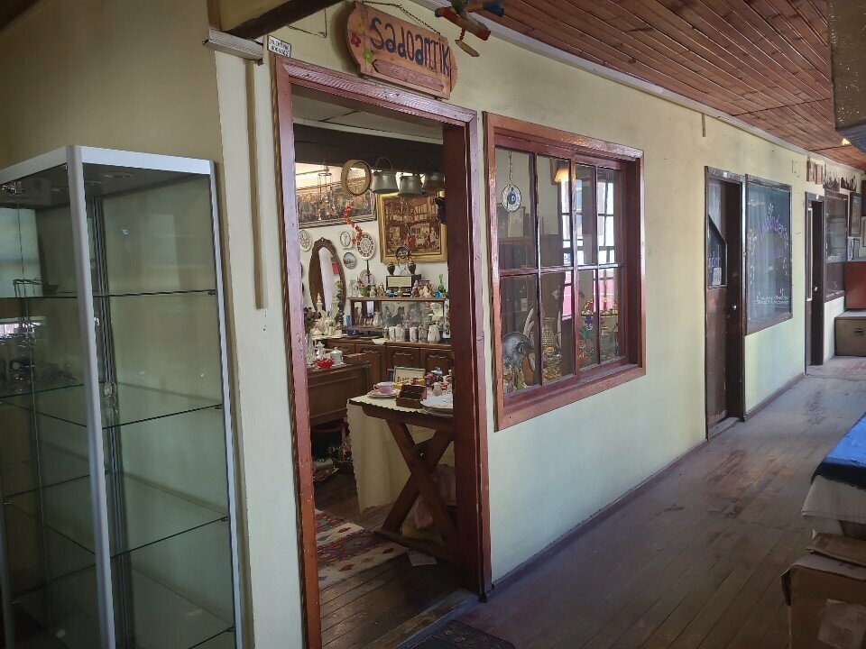Antique store Sado Antique, Ankara, photo