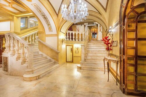 Гостиница Des Epoques в Италии