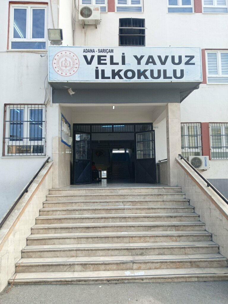 Primary school Veli Yavuz Primary School, Adana, photo