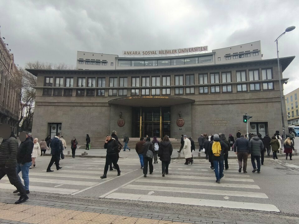 Инфраструктура образования Факультет иностранных языков Университета социальных наук Анкары, Анкара, фото