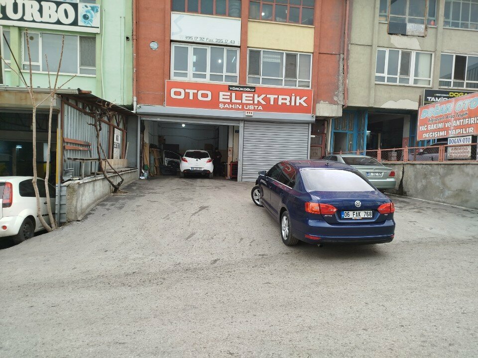 Batteries and chargers Yorukoglu Auto Electric, Ankara, photo