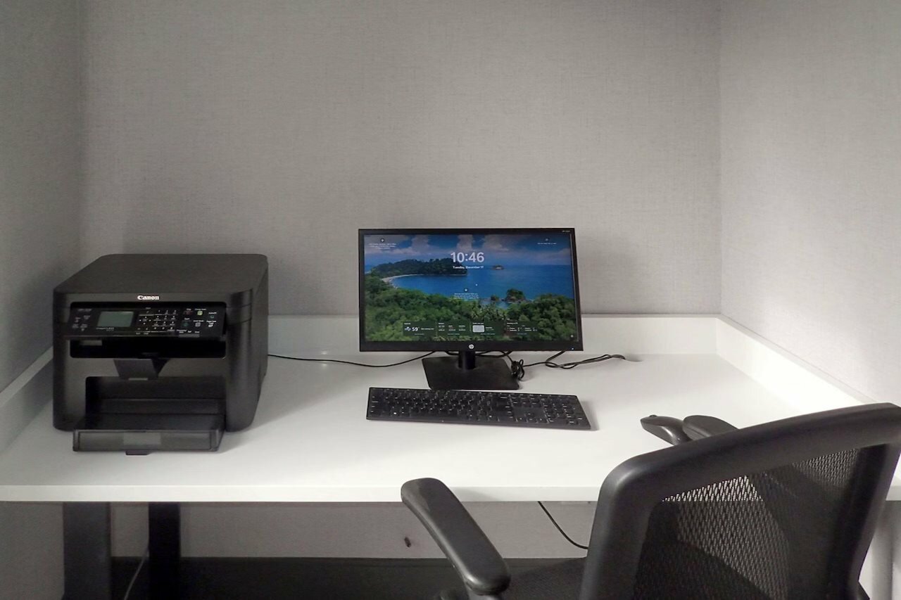 Фото Brentwood Suites