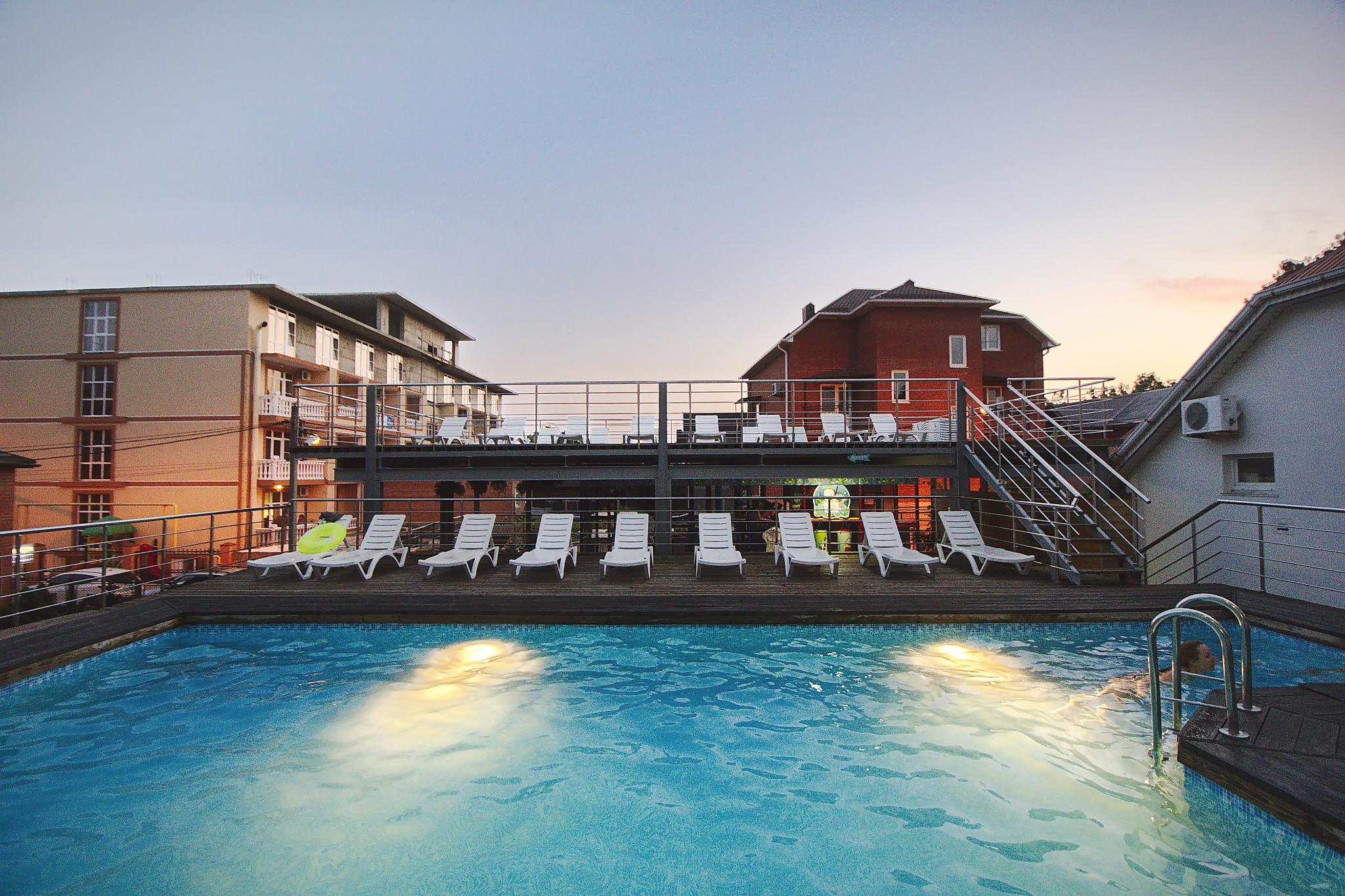 Фото отеля 1