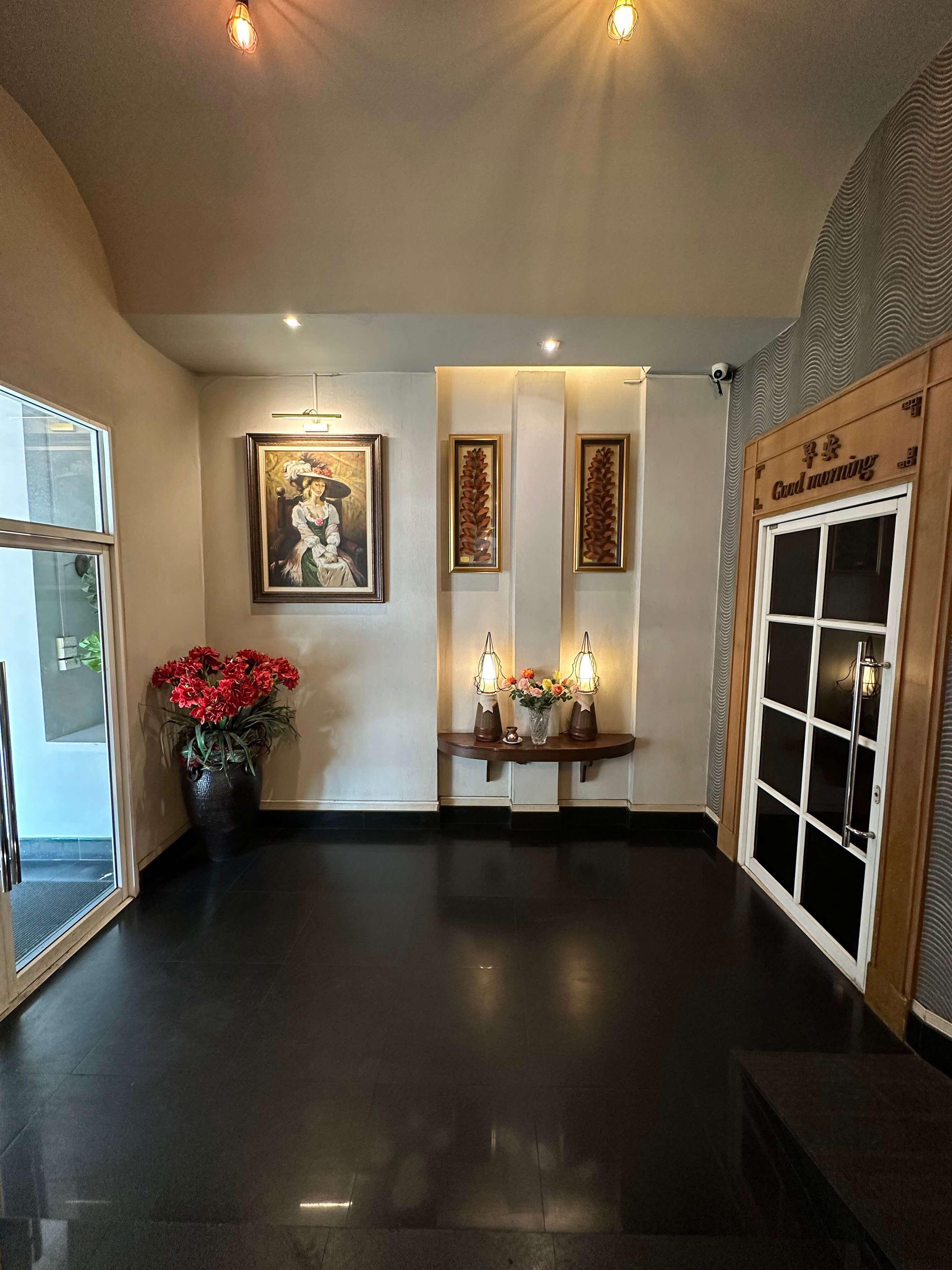 Фото Atrium Boutique Hotel