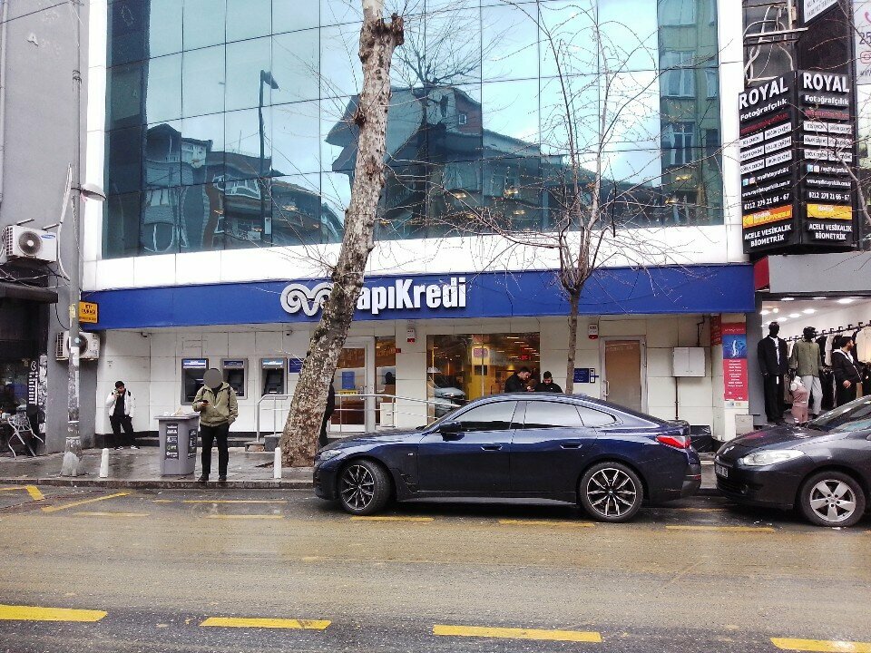 ATM Yapi Kredi, Istanbul, photo