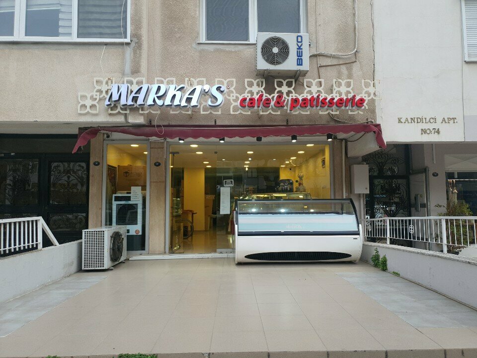 Confectionary Marka's Patisserie, Izmir, photo