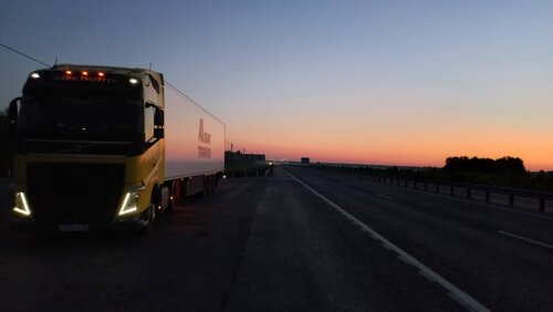 Әкесінің қыздарымен жыныстық қатынас