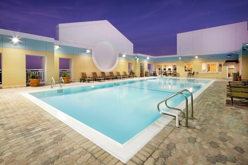 Гостиница Sheraton Suites Fort Lauderdale Plantation в Плантейшене