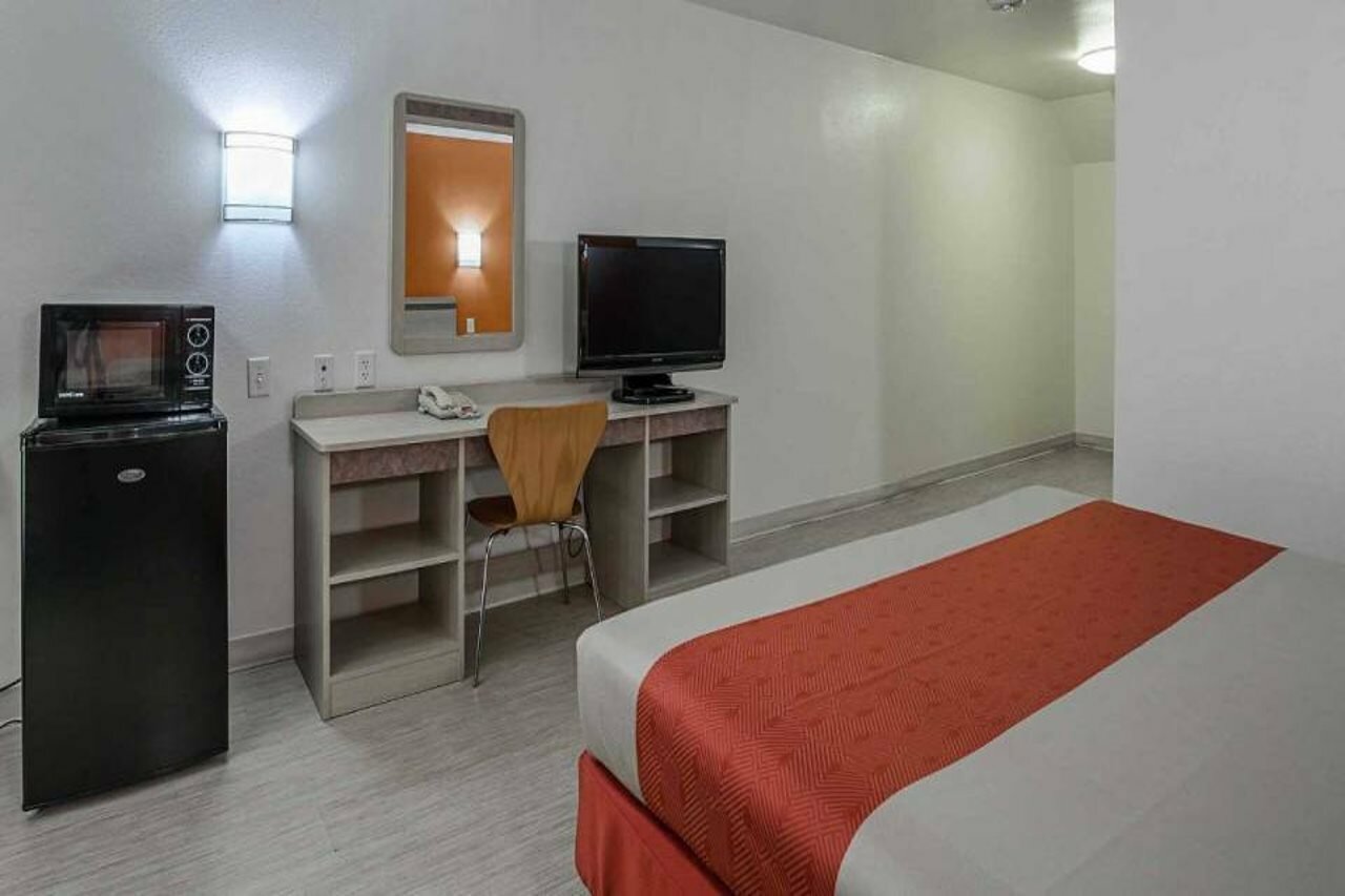 Фото Motel 6 Pasadena, Tx