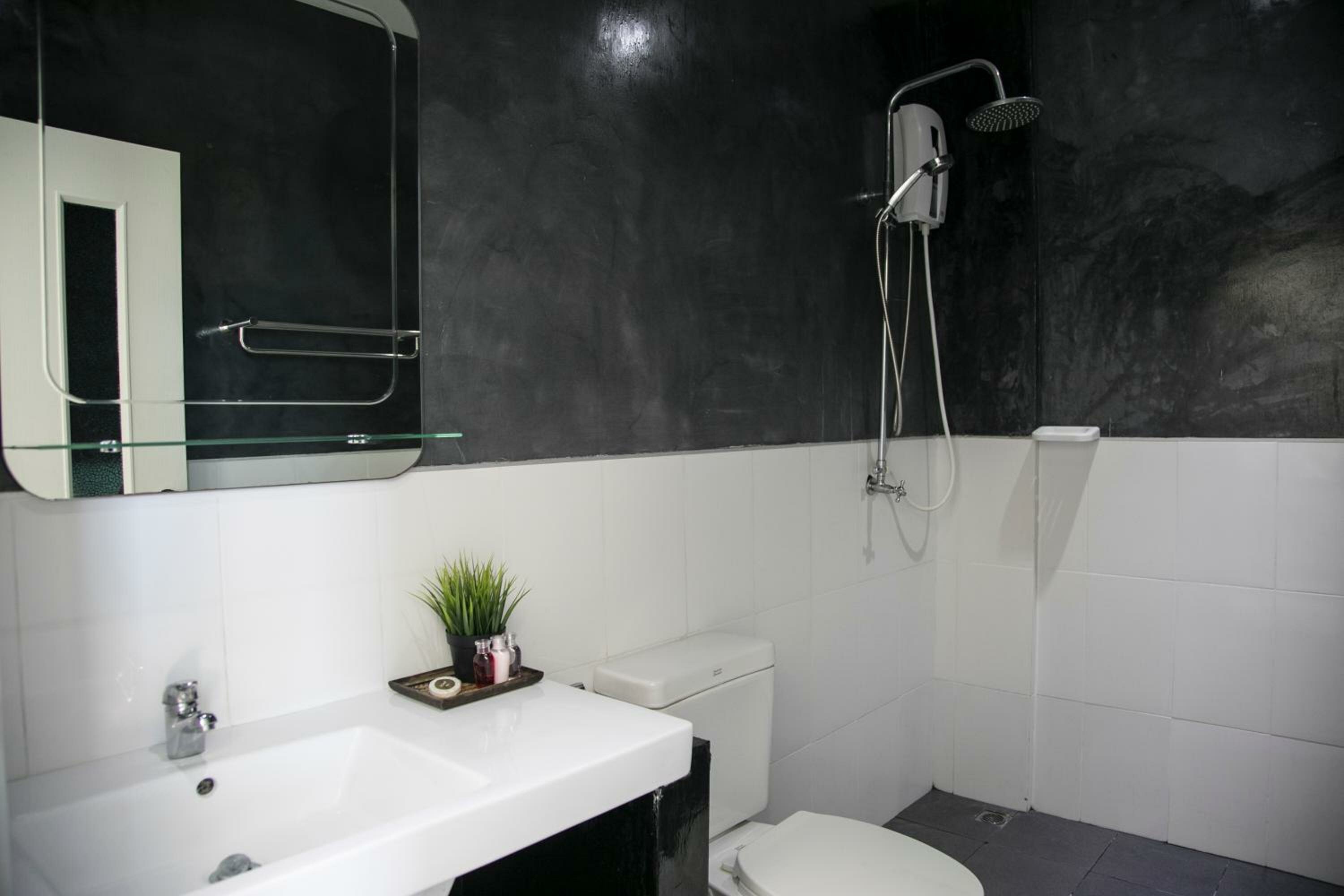 Фото West Key Kamala Apartment