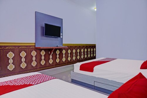 Гостиница Oyo 92518 De Luna Hotel в Мартапуре