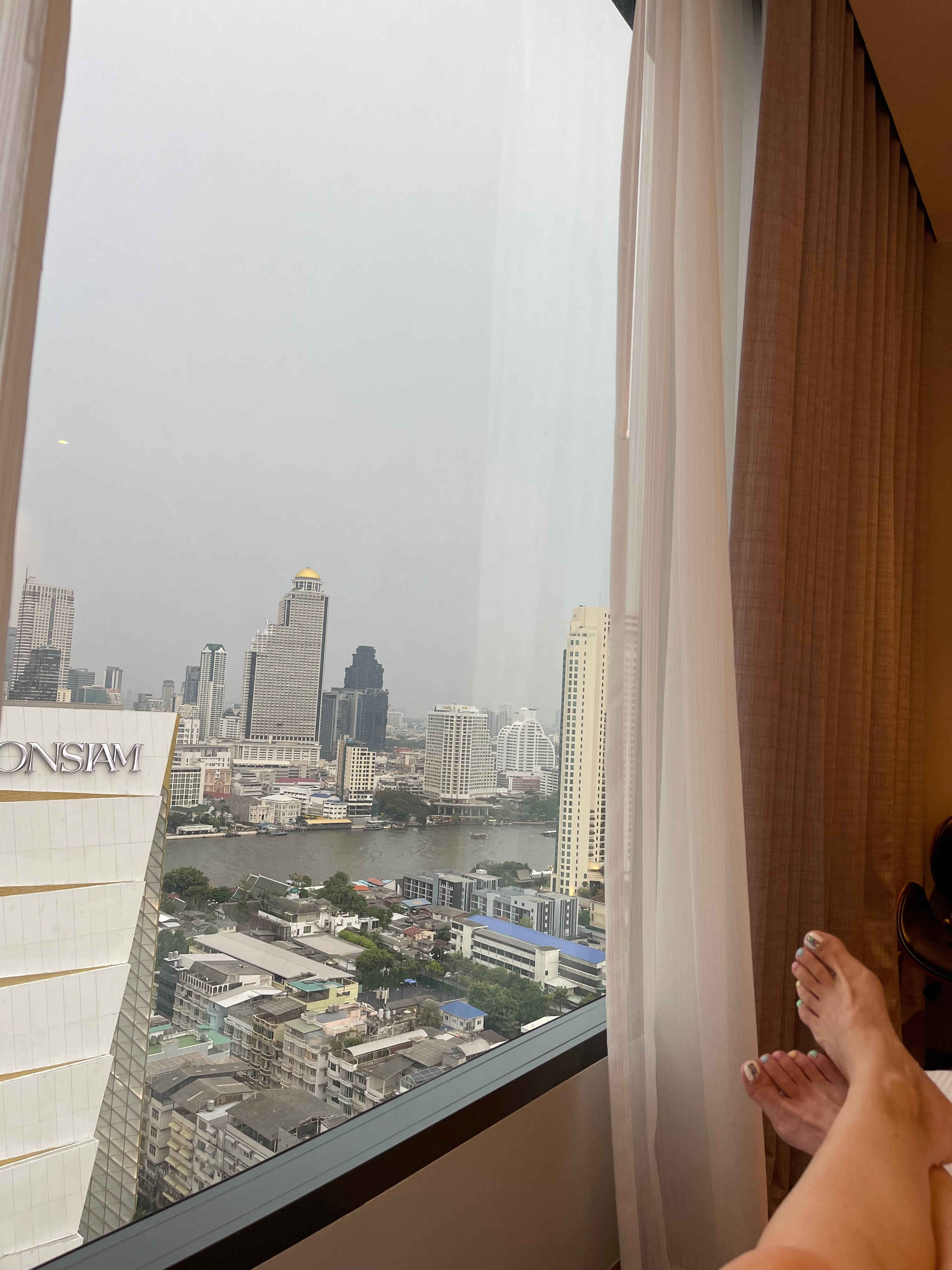 Фото Hilton Garden Inn Bangkok Riverside