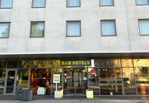 Гостиница B&b Hotel Maubeuge Gare в Мобёже