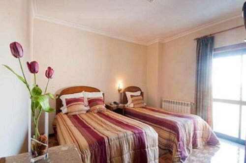 Гостиница Residencial Ferrinho в Гуарде