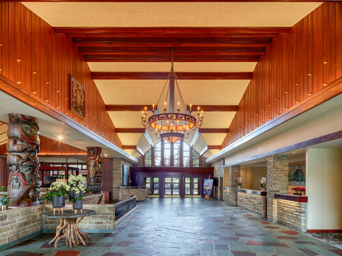 Гостиница Fairmont Jasper Park Lodge