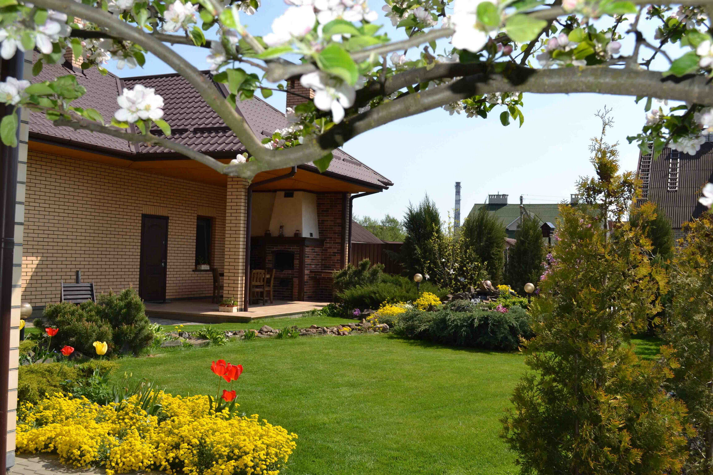 Фото отеля 1