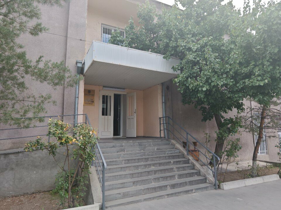 School Yerevan basic school № 17 named after Vrezh Hambarcumyan, Yerevan, photo