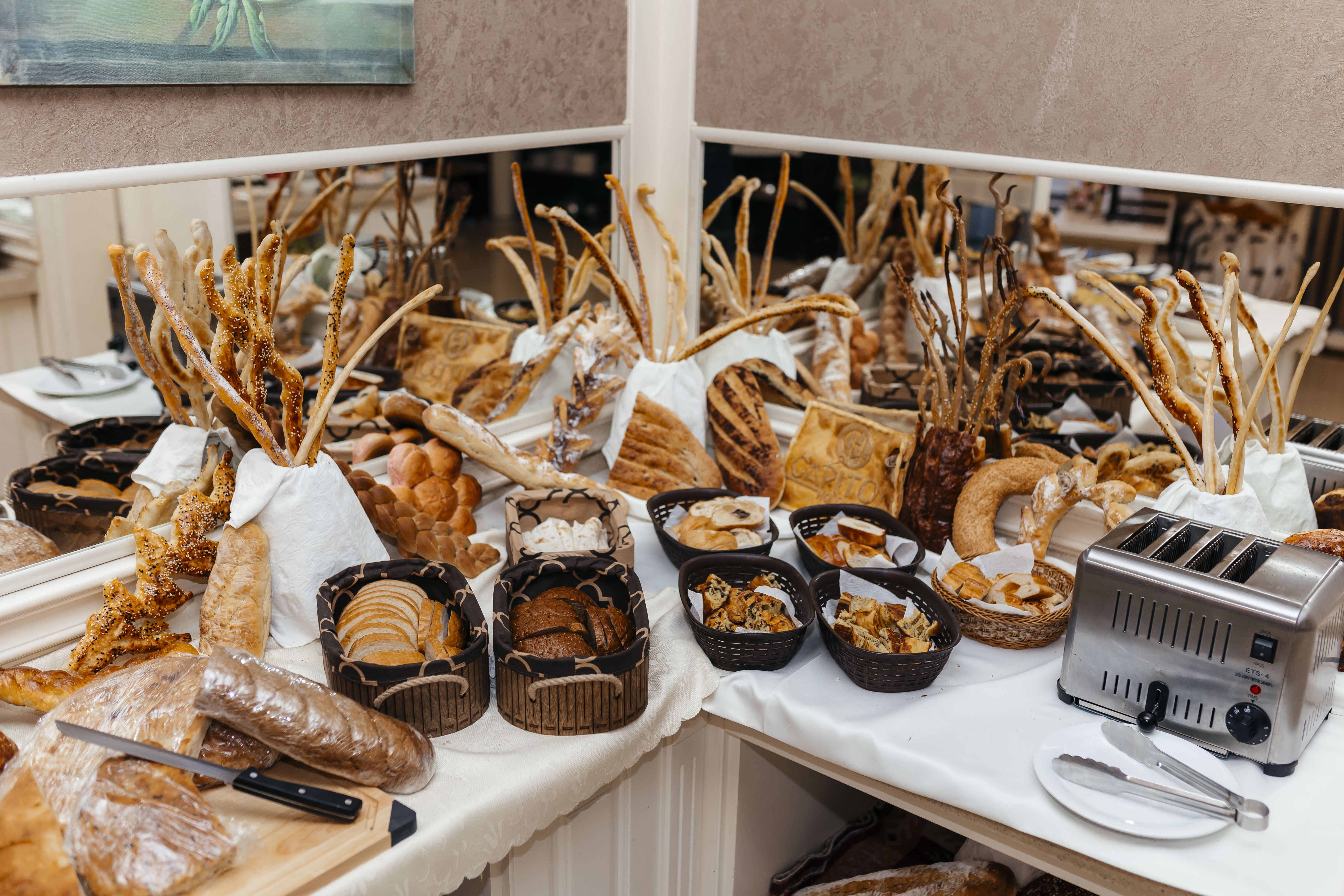 Фото Capitol Hotel