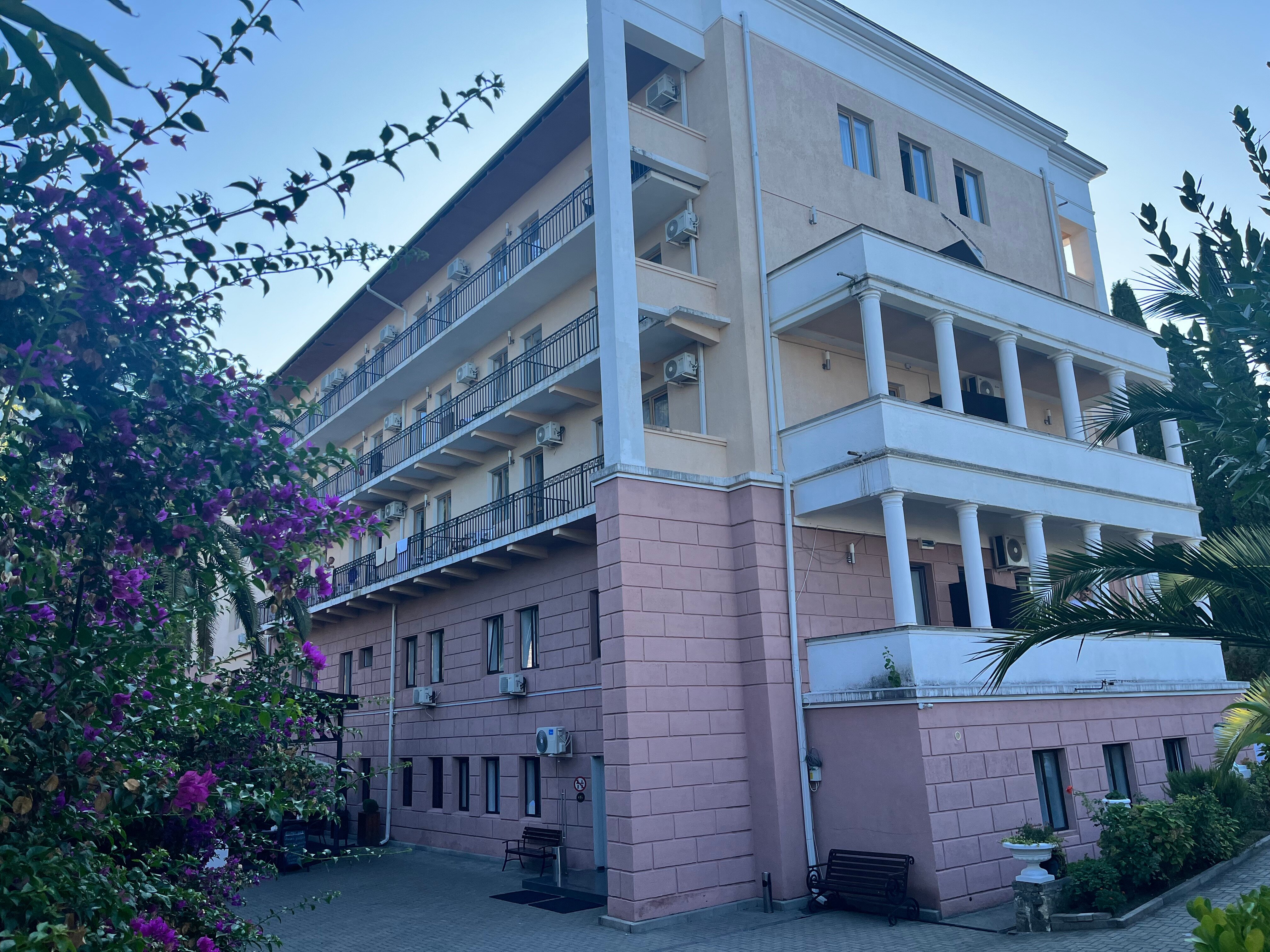 Фото Old Gagra Hotel