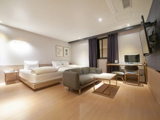 Фото Hound Hotel Seomyeon - Bumcheon