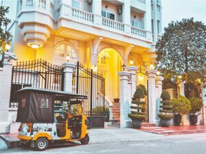 Апартаменты Palace Gate Hotel & Residence