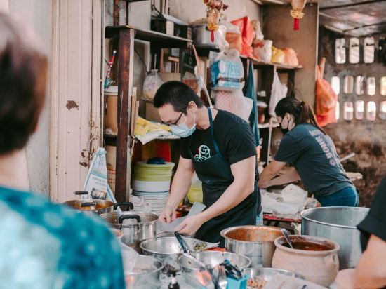 Фото The Chow Kit - an Ormond Hotel