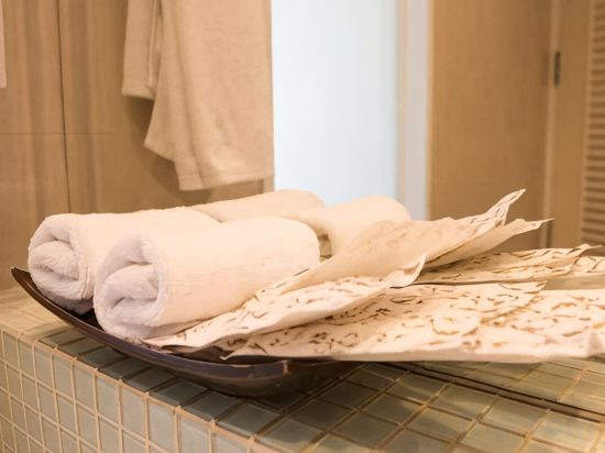 Фото Aphrodite Inn Bangkok