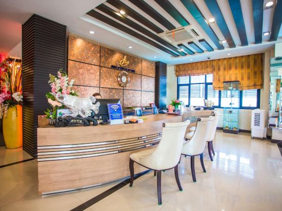 Фото Ayara Grand Palace Hotel