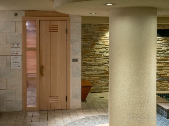 Фото Banff Caribou Lodge and SPA