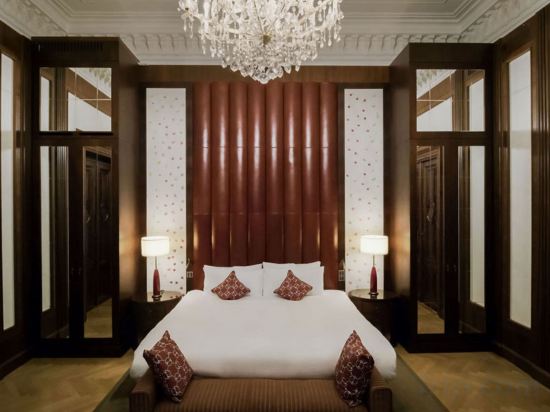 Фото The Ritz-Carlton