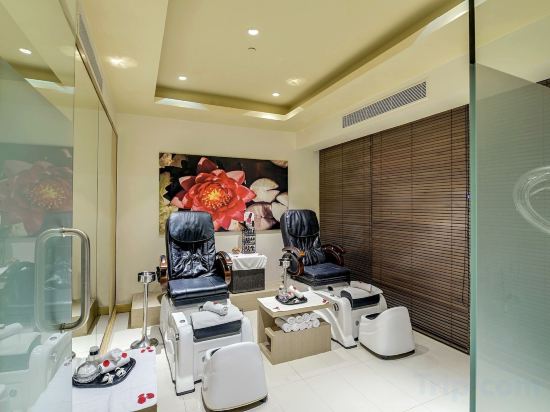 Фото Radisson Blu Bengaluru Outer Ring Road