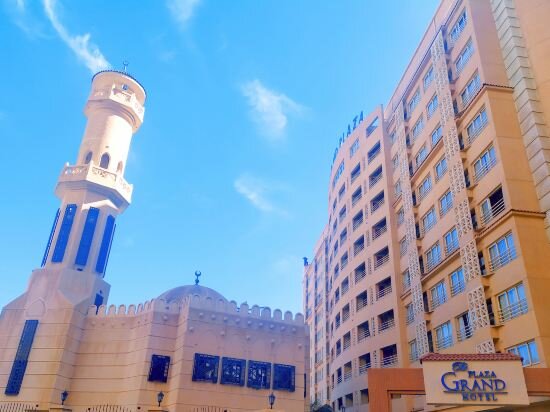 Фото Отель The Grand Plaza
