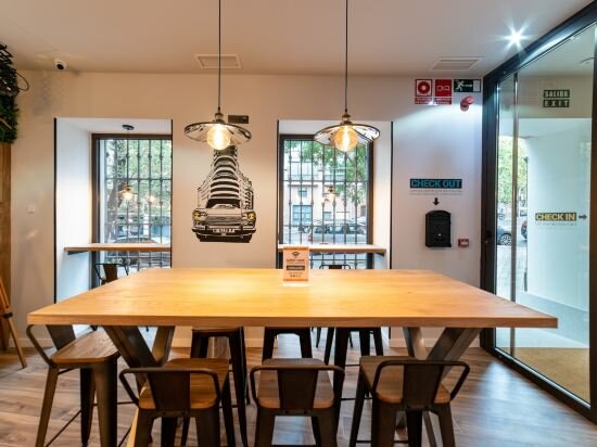 Фото Petit Hostel La Latina