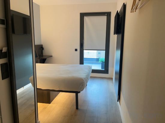 Фото EasyHotel Madrid Centro Atocha