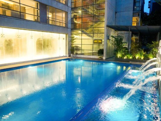 Фото Отель Lakeshore Heights