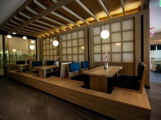 Фото The Arch Phuket Hotel