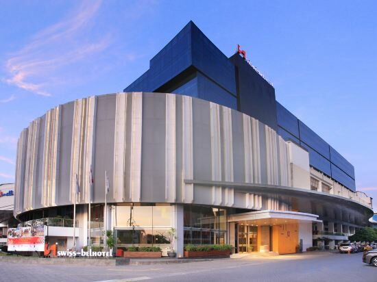 Фото Swiss-Belhotel Cirebon