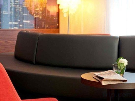 Фото Mercure Hotel & Residenz Frankfurt Messe