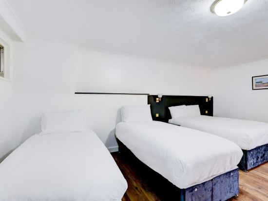 Фото Rivenhall Hotel