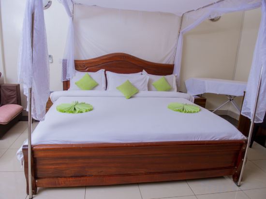 Фото Five to Five Hotel