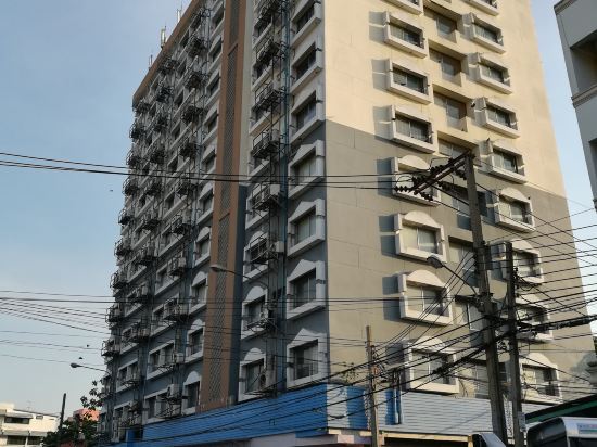 Фото Happyland Mansion