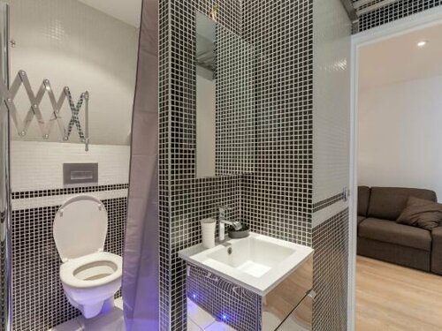 Гостиница Résidence Hôtel Les Joséphines в Нантере