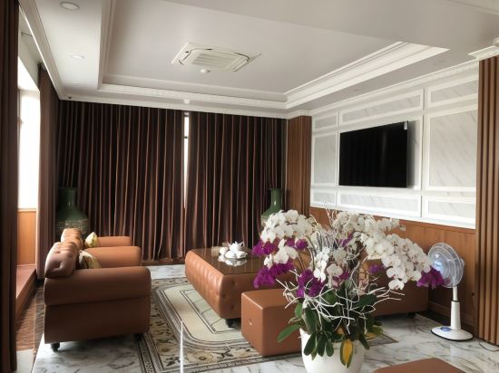Фото Hoang Hung Hotel