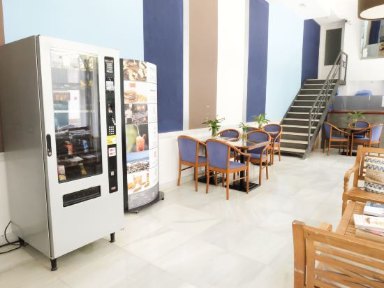 Фото Hotel Subur