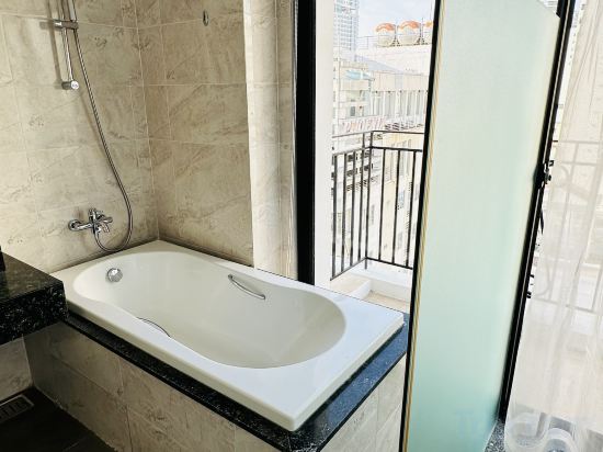 Фото Sandals Island Hotel