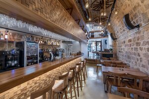 10gr Hotel and Wine Bar - Adults Only
