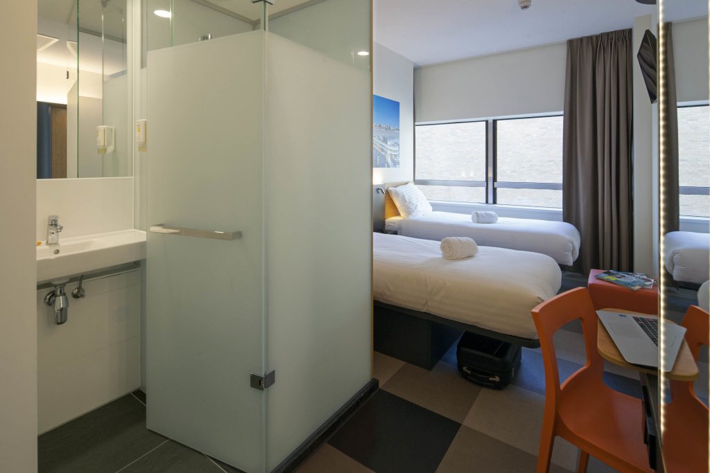 Фото EasyHotel The Hague Scheveningen Beach