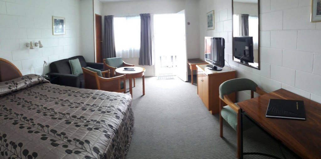 Фото отеля 2