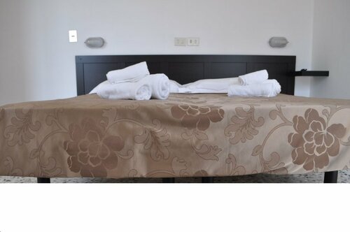 Гостиница Albergo Urano в Каттолике